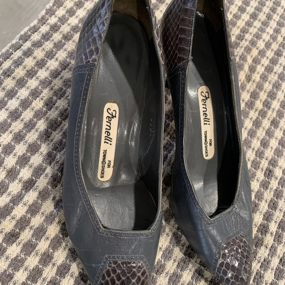 Lavorazione Artigiana, size 6 1/2, 2 1/2 heel - Picture 2 of 9